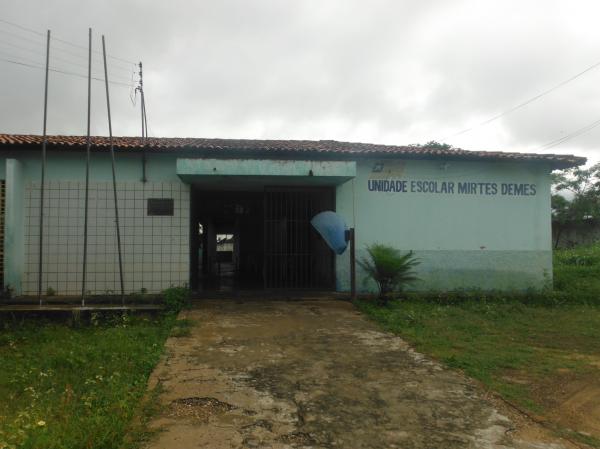 Escola Mirtes Demes será transformada em Biblioteca Estadual.(Imagem:FlorianoNews)