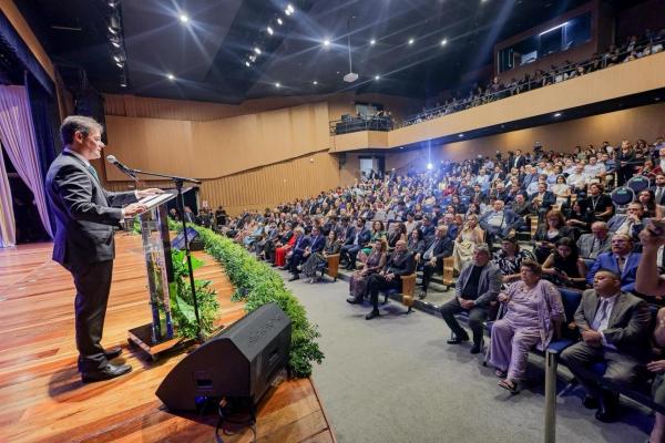 Governador celebra os 190 anos da Assembleia Legislativa do Piau&iacute; e destaca a import&acirc;ncia do parlamento na democracia(Imagem:Gabriel Paulino)