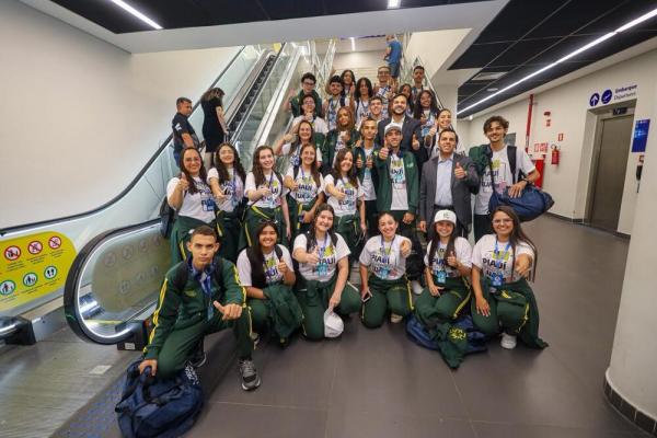 Do Piau&iacute; Para o Mundo: estudantes da rede p&uacute;blica estadual embarcam com destino aos Estados Unidos(Imagem:Ascom Seduc)