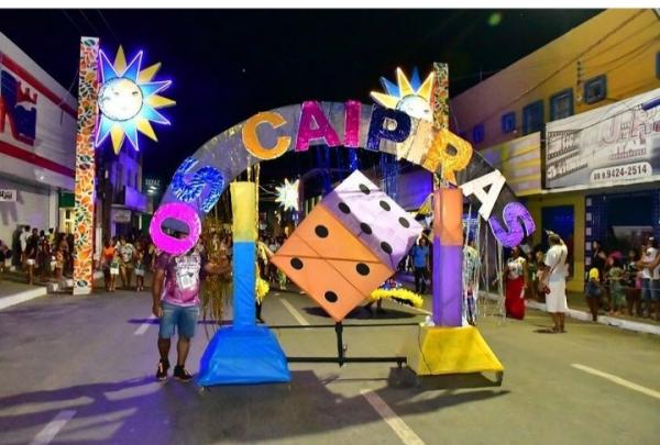 Floriano: desfile das escolas de samba leva milhares de foli&otilde;es &agrave; avenida(Imagem:Reprodu&ccedil;&atilde;o/PMF)