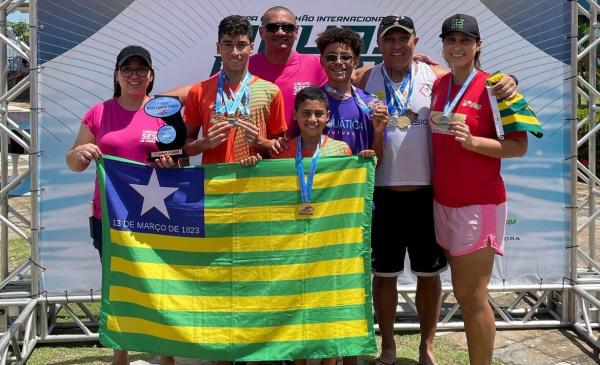 Piauiense é destaque em competição nacional de natação com três medalhas e dois títulos nacionais.(Imagem:Divulgação)