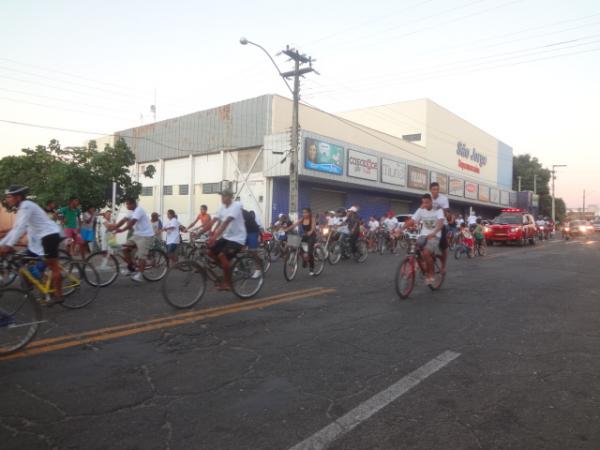 Passeio cicl&iacute;stico de Floriano celebra anivers&aacute;rio do munic&iacute;pio.(Imagem:FlorianoNews)