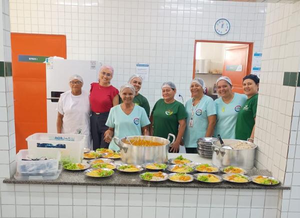 Mais de 50% da merenda servida nas escolas estaduais do Piauí vem da agricultura familiar e beneficia produtores locais(Imagem:Ascom Seduc)