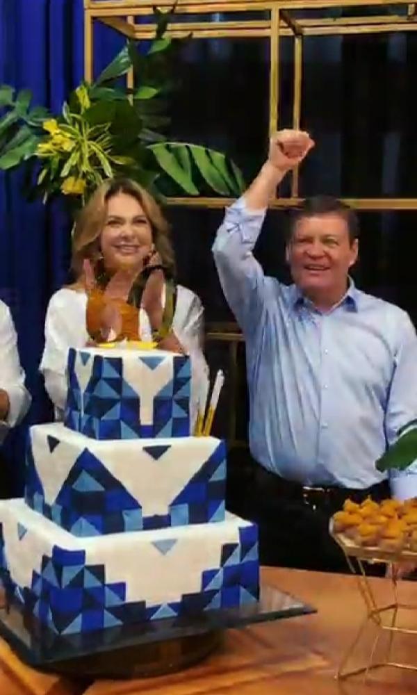 Empres&aacute;rio Jairon Batista comemorou seu anivers&aacute;rio com familiares e amigos(Imagem:Reprodu&ccedil;&atilde;o)