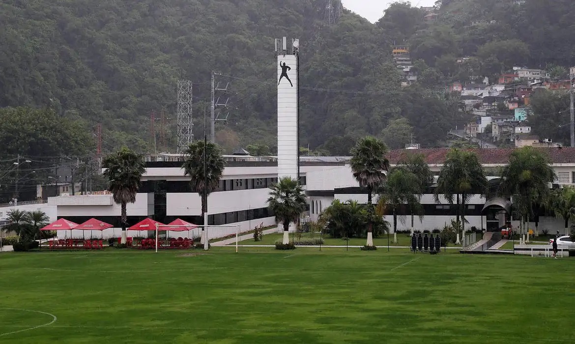 Santos regulariza ocupação do Centro de Treinamento Rei Pelé
