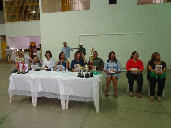 Mulheres florianenses s&atilde;o homenageadas com torneio feminino.(Imagem:FlorianoNews)