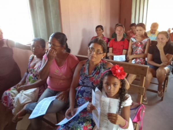 Povoado Altos encerra festejos de S&atilde;o Miguel com celebra&ccedil;&atilde;o eucar&iacute;stica.(Imagem:FlorianoNews)