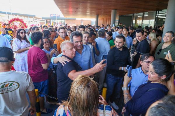 Ciro Nogueira participa de voo inaugural: