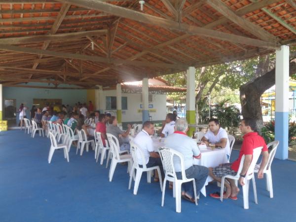 Encontro de banc&aacute;rios(Imagem:FlorianoNews)