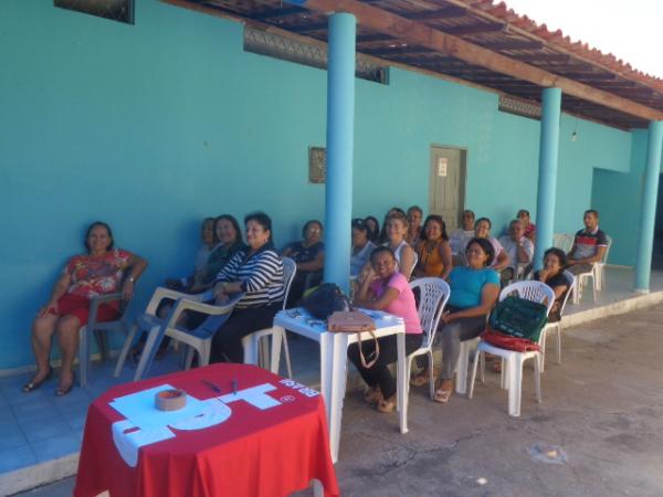 Floriano sedia capacita&ccedil;&atilde;o de lideran&ccedil;as sindicais do SINTE.(Imagem:FlorianoNews)