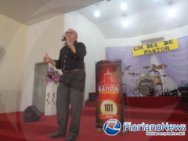 Igrejas evangélicas comemoraram o Dia do Pastor em Floriano.(Imagem:FlorianoNews)