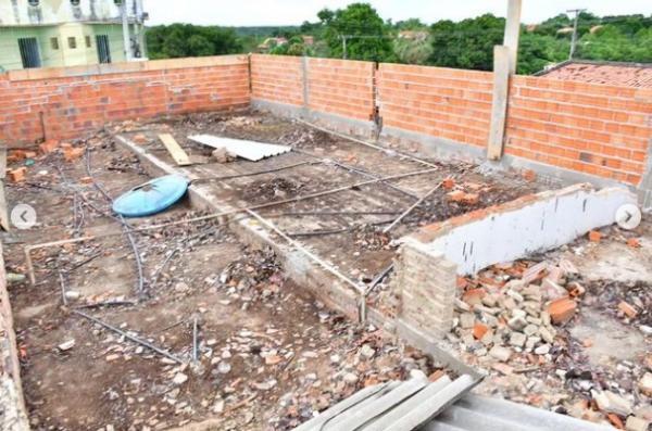 Prefeito Ant&ocirc;nio Reis e equipe visitam obra de reforma da UBS Santa Cruz em Floriano(Imagem:Reprodu&ccedil;&atilde;o/Instagram)