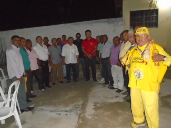 Reunião entre SUTRAN e taxistas debate diretrizes de trabalho em Floriano
