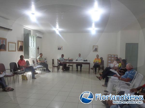 Diocese de Floriano realiza reuni&atilde;o geral do Clero.(Imagem:FlorianoNews)