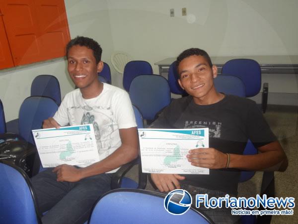 AFES realizou cerim&ocirc;nia de posse dos Gr&ecirc;mios Estudantis de Floriano.(Imagem:FlorianoNews)