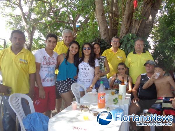 Docentes da rede privada comemoraram o Dia do Professor em manh&atilde; de lazer.(Imagem:FlorianoNews)