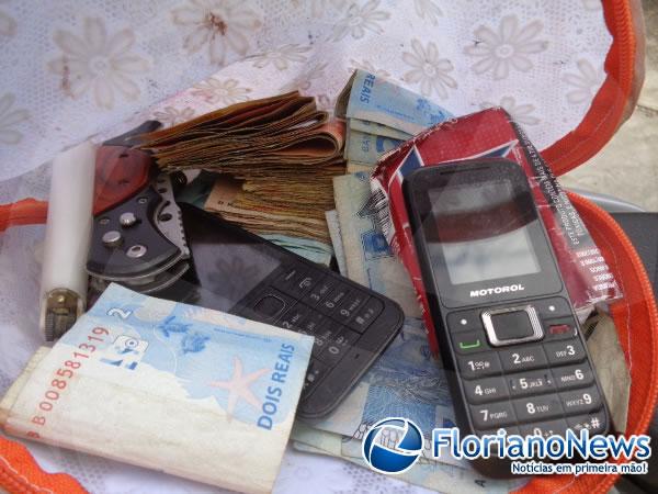 For&ccedil;a T&aacute;tica apreende menores suspeitos de assalto a Lan House.(Imagem:FlorianoNews)
