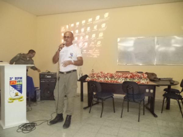 Concludentes do Curso de Forma&ccedil;&atilde;o de Soldados participam de aula da saudade.(Imagem:FlorianoNews)