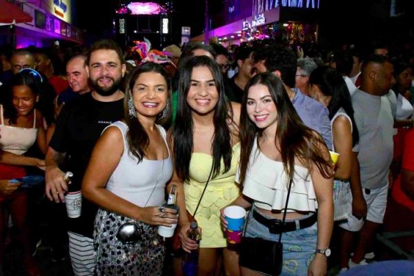 Arrastão com Durval Lelys marca Estreia da Folia de Carnaval em Floriano (Imagem:Secom)