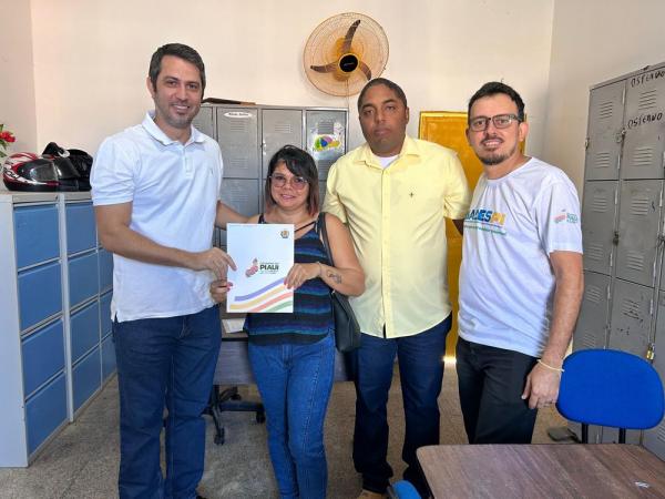 Governador libera mais de R$ 160 mil em recursos para produtores rurais de Floriano(Imagem:Divulga&ccedil;&atilde;o)