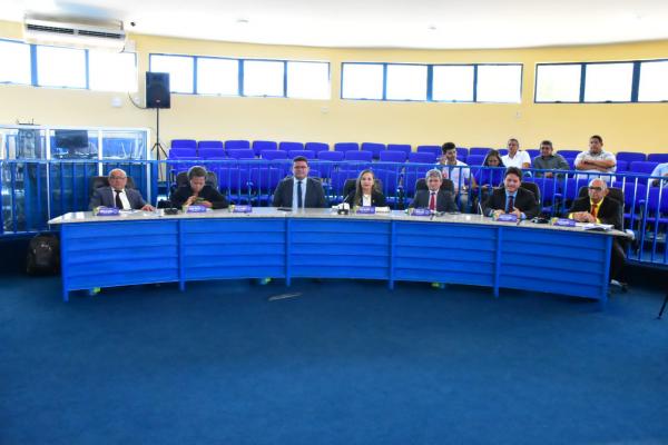 Vereadores reconhecem como de utilidade pública a Associação Florianense de Vaquejada.(Imagem:CMF)