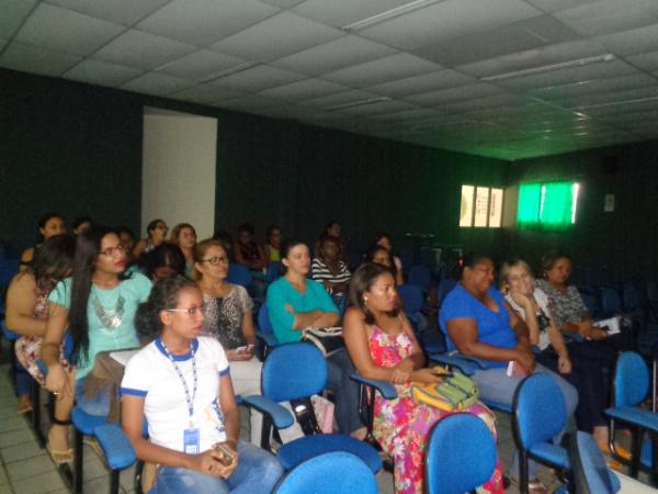 Palestra sobre Preven&ccedil;&atilde;o do Suic&iacute;dio &eacute; promovida pela UESPI de Floriano.(Imagem:FlorianoNews)