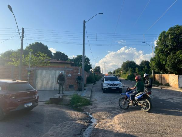 Blitz operacional reforça segurança e combate infrações em Floriano.(Imagem:Divulgação/PM)