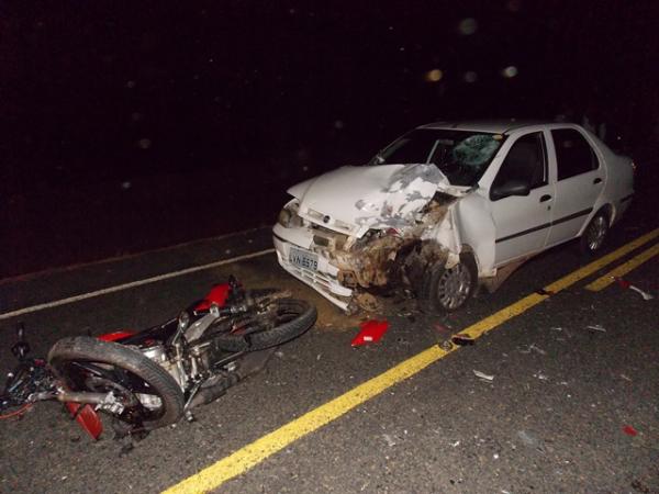 Colis&atilde;o Frontal(Imagem:Motoqueiro morre em acidente no PI ao trafegar na )