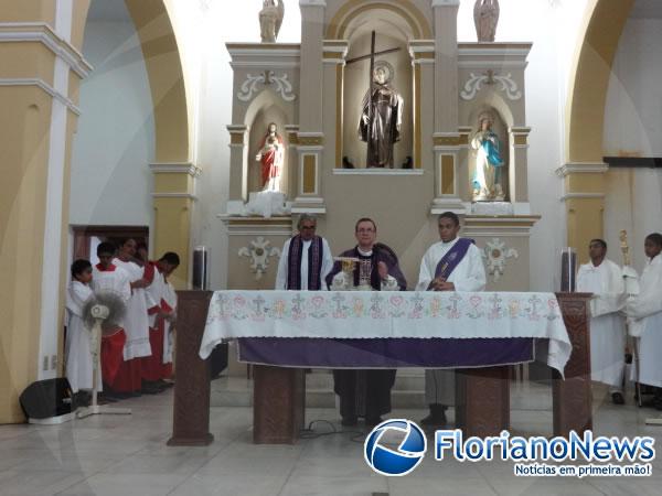 Igreja Matriz S&atilde;o Pedro de Alc&acirc;ntara(Imagem:FlorianoNews)