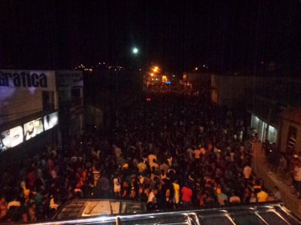 Prefeito eleito de Floriano realiza arrastão da vitória