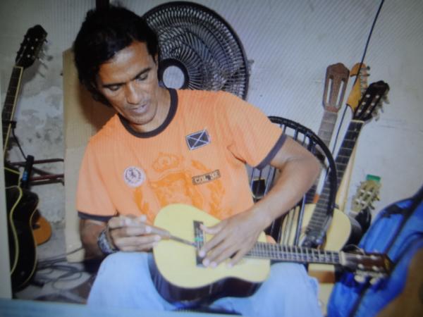 Morre professor de m&uacute;sica  Cassimiro. (Imagem:FlorianoNews)