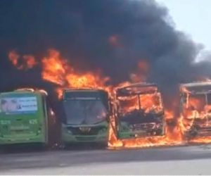 Garagem da Transcol pega fogo em Teresina e ônibus são incendiados