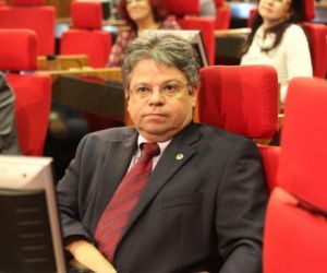 Gustavo Neiva cobra recuperação de lagoa e ações contra efeitos da seca