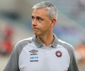 Libertadores: Tiago Nunes vê Athletico vacinado para encarar Tolima