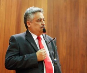 Denúncia sobre hospital causa polêmica entre líderes de bancadas