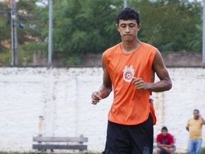 Lucas Bacelar, filho de Sima, irá jogar em time da segunda divisão italiana