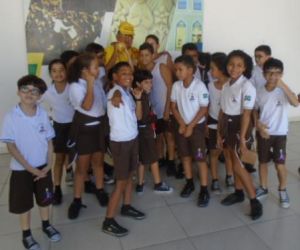 Alunos da Escola Pequeno Príncipe participam do Festival de Artes para Crianças