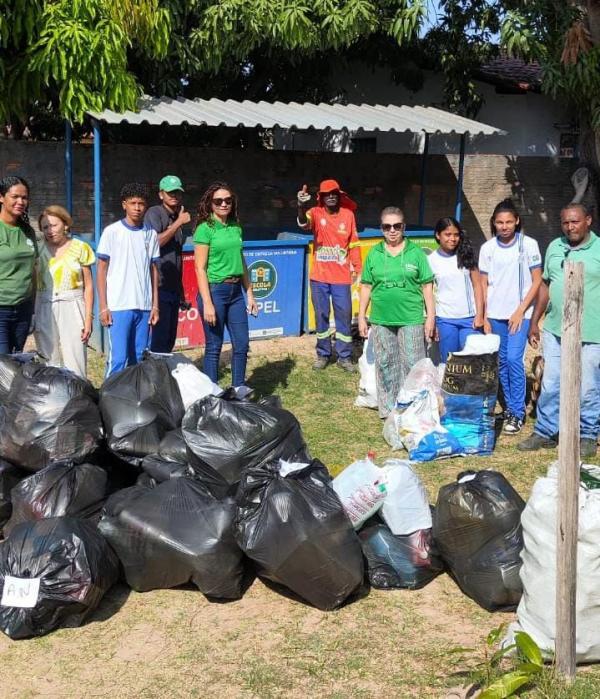 Floriano recolhe mais de 300 quilos de materiais recicl&aacute;veis em ecopontos de Escolas Municipais.(Imagem:Divulga&ccedil;&atilde;o)