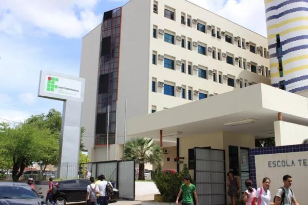 Pr&eacute;dio Central do IFPI em Teresina.(Imagem:Gil Oliveira/G1)