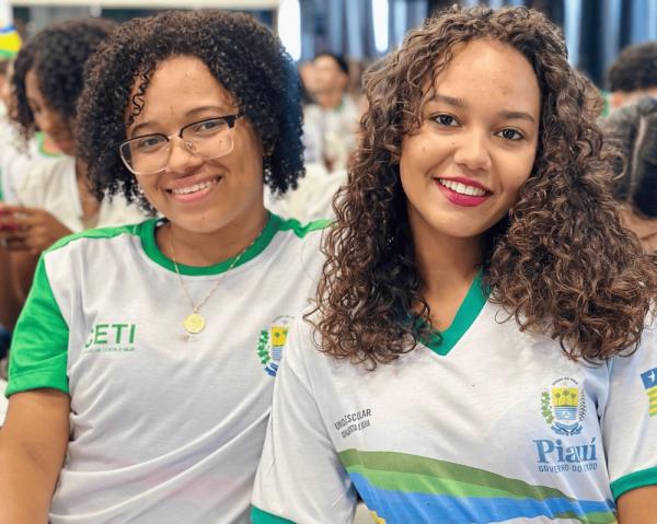 Aul&atilde;o da Natureza re&uacute;ne 850 alunos em Floriano com foco no segundo dia de Enem.(Imagem:Divulga&ccedil;&atilde;o)