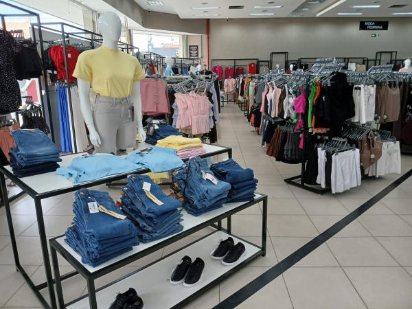 Setor de confecções do Armazém Paraíba antecipa novidades e grandes ofertas para o fim de ano(Imagem:FlorianoNews)