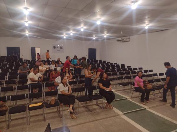10ª GRE recebe Caravana do Censo Escolar da Seduc e fortalece ações para uma educação de qualidade.(Imagem:FlorianoNews)