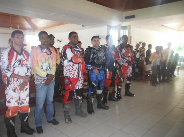 Motoqueiros participaram do 2&ordf; Rally de Guadalupe &agrave; Marcos Parente.(Imagem:FlorianoNews)