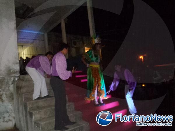 Apresenta&ccedil;&otilde;es culturais marcam primeiro dia de gincana do Col&eacute;gio Estadual.(Imagem:FlorianoNews)