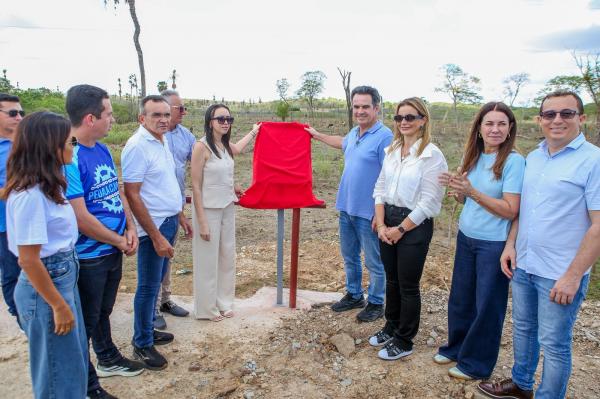 Em Cara&uacute;bas do Piau&iacute;, Ciro Nogueira inaugura obras juntamente com prefeita petista Andressa Leal(Imagem:Ascom)
