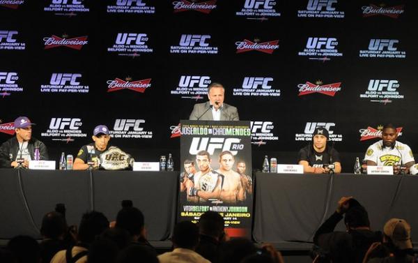 José Aldo espera que torcida ignore clima de Fla x Vasco: 'É Brasil x EUA'
