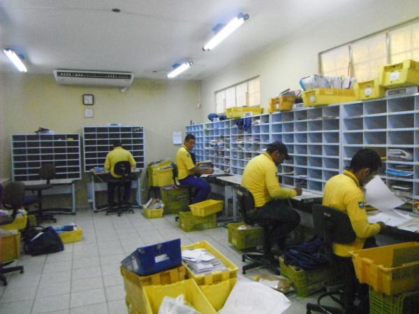 Funcionários dos Correios retornam ao trabalho após 8 dias de greve