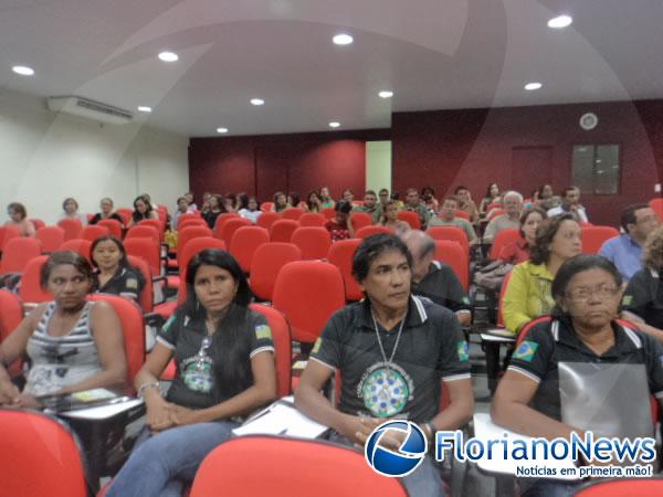Floriano sedia I Forum do Conselho Comunitário de Segurança Pública.(Imagem:FlorianoNews)