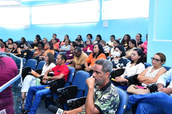 O semin&aacute;rio em alus&atilde;o ao Maio Laranja discutiu medidas efetivas de prote&ccedil;&atilde;o &agrave;s crian&ccedil;as e adolescentes,(Imagem:CMF)