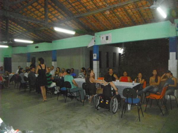 U. E. Bucar Neto realizou jantar em comemora&ccedil;&atilde;o ao Dia do Professor.(Imagem:FlorianoNews)